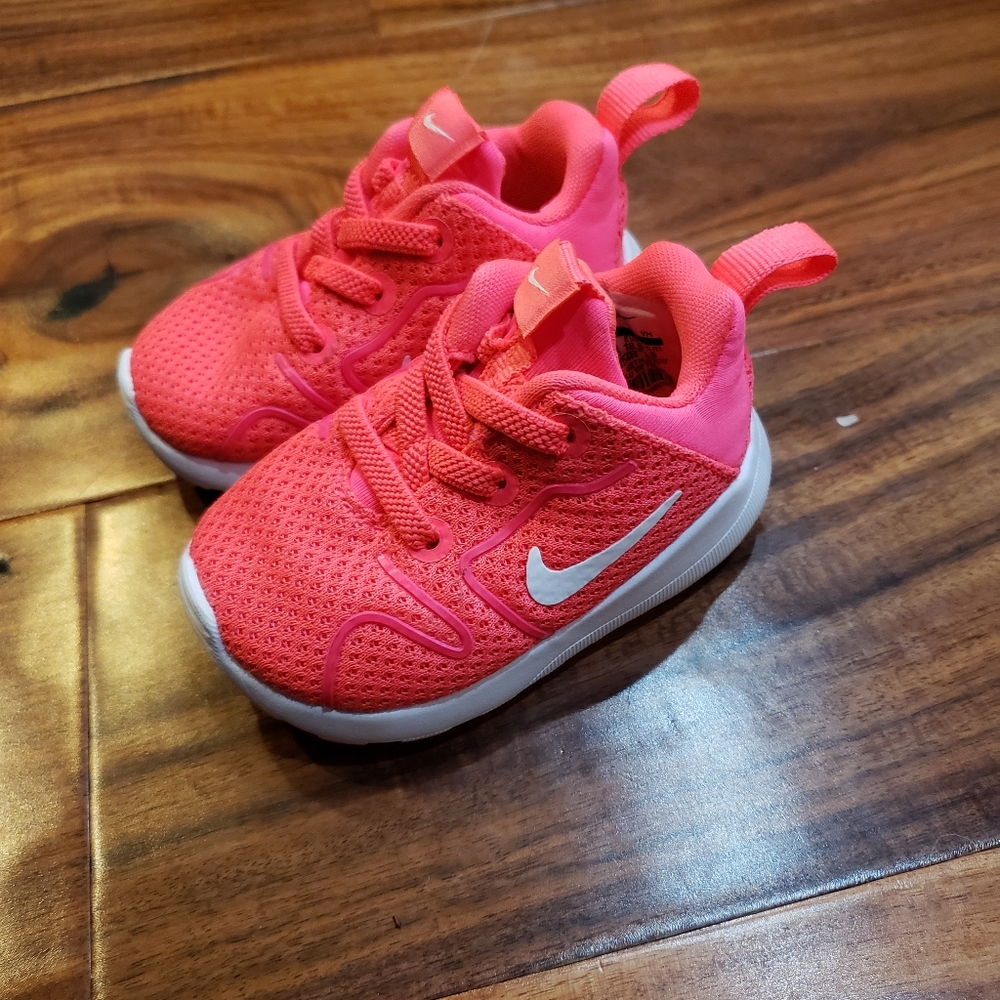 Infant nike shoes